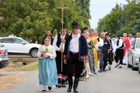 Ardu&scaron;evac dobio liturgijski prostor - sjenica i oltar za molitve i susrete