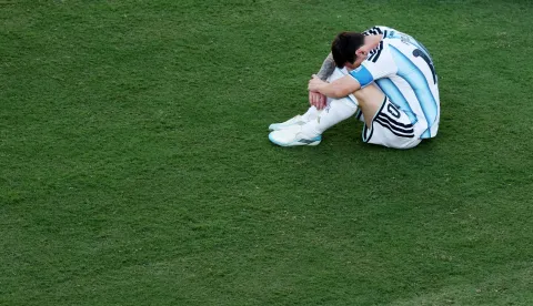 EAST RUTHERFORD, NEW JERSEY - JULY 19: Lionel Messi #10 of Argentina reacts after the 0-1 loss during the FIFA World Cup 2026 Final match between Spain and Argentina at New York New Jersey Stadium on July 19, 2026 in East Rutherford, New Jersey. Kevin C. Cox/Getty Images/AFP (Photo by Kevin C. Cox/GETTY IMAGES NORTH AMERICA/Getty Images via AFP)