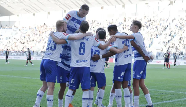 12.09.2026., stadion Opus Arena, Osijek - SuperSport HNL 2026./2027., 07. kolo, NK Osijek - GNK Dinamo. Nogometasi Osijeka slave pogodak Armanda Leona za vodstvo 2:0. Photo: Davor Javorovic/PIXSELL