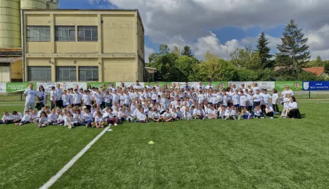 /Foto/ U Belom Manastiru dvjestotinjak učenika i mali&scaron;ana uživalo u UEFA Grassroots Weeku