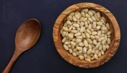 pinjoli pinjoli