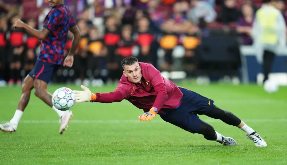 Dominik Livakovic of FC Barcelona during the UEFA Champions League match between FC Barcelona and Feyenoord played at Spotify Camp Nou Stadium on 9 Sept 2026 in Barcelona, Spain. (Photo by Bagu Blanco/PRESSINPHOTO) Photo: pressinphoto/SIPA USA