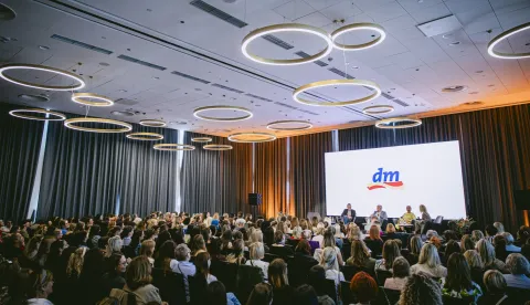 Sedma dm ženska konferencija održat će se u Čepinu (Terra Negra Country Club), u subotu 10. listopada s ciljem da ženama pruži stručnu podr&scaron;ku i savjete te stvori siguran prostor za razgovore o temama koje se u javnosti često zaobilaze.