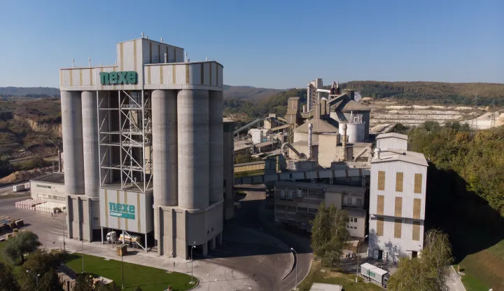 NEXE, NA&Scaron;ICE, CEMENTARA
