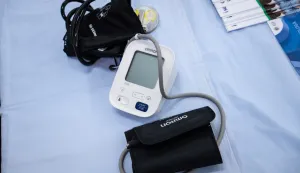 Osijek, 16. 5. 2026., Obilježavanje dana &scaron;ećerne bolestiDijabetes; &scaron;ećerna bolest; bolest; mjerenje tlaka; mjerenje &scaron;ećera u krvi; medicina; zdravlje; korisnici; posjetitelji; medicinski radnici; medicinari; dijabetičari
