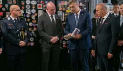 Vladimir Balentović (prvi lijevo) s premijerom u New Yorkuustupljeno