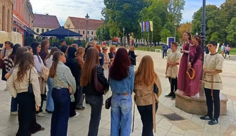 Sudionici EPAS &scaron;kole upoznali su se s povije&scaron;ću Vinkovaca kroz program Living history
