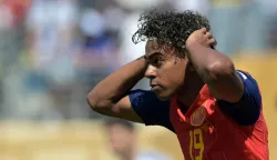 Spain's forward #19 Lamine Yamal reacts to a missed opportunity during the 2026 World Cup football tournament final match between Spain and Argentina at the New York/New Jersey Stadium in East Rutherford on July 19, 2026. (Photo by JUAN MABROMATA/AFP)