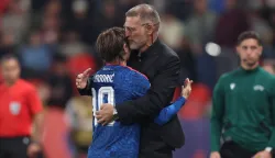 Prag, 26.09.2026 - Utakmica Lige nacija na Fortune Areni u Pragu, Če&scaron;ka - Hrvatska. Na slici Luka Modrić i Slaven Bilić slave postignuti gol.foto HINA/ Damir SENČAR/ ds