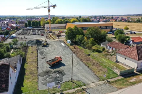 Gradnja nove Osnovne &scaron;kole Bartola Ka&scaron;ića, Vinkovci, Novo selo, Josip Romić, rujan 2026.
