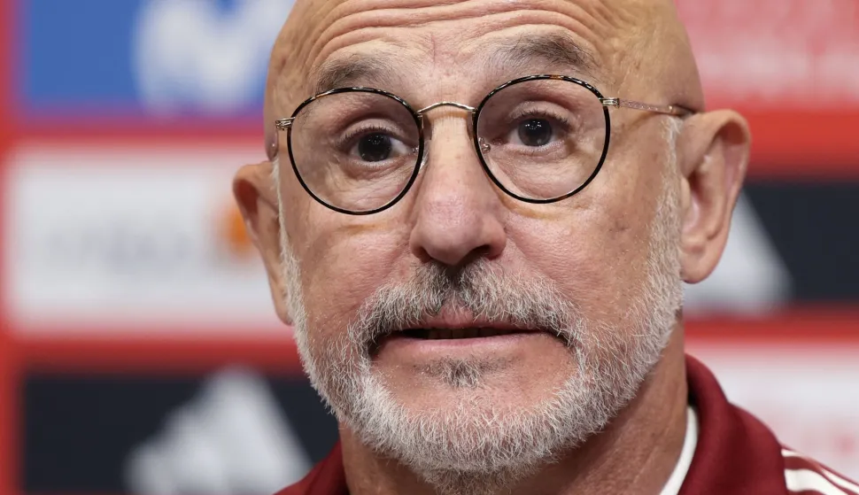 Spain's coach Luis de la Fuente attends a press conference at Wembley Stadium, north west London, on September 25, 2026, ahead of their Nations League fixture against England. (Photo by Brook Mitchell/AFP)/NOT FOR MARKETING OR ADVERTISING USE/RESTRICTED TO EDITORIAL USE