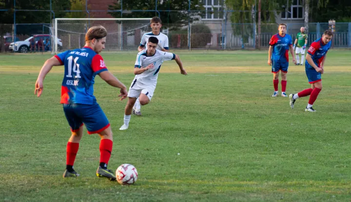 Olimpija sedmicom izbila na čelo poretka