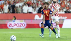 Sevilla, 29.09.2026 - Utakmica Lige nacija, &Scaron;panjolska - Hrvatska. Na slici Jo&scaron;ko Gvardiol, Lamine Yamal.foto HINA/ Daniel KASAP/ ds