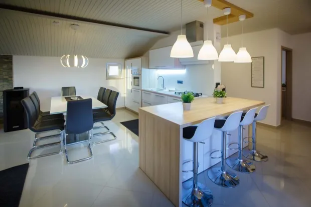 Najiznajmljivač 2026 - Apartments Forić, Palit, Rab