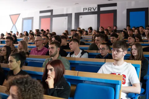 Osijek, 1. 10. 2026., Dan bruco&scaron;a na EFOS-uEFOS; bruco&scaron;i; dan bruco&scaron;a; prvi dan fakulteta; početak akademske godine; druženje bruco&scaron;a; visoko obrazovanje