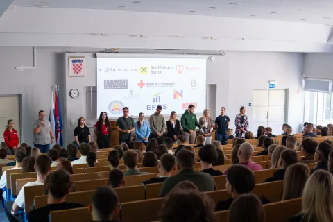 Osijek, 1. 10. 2026., Dan bruco&scaron;a na EFOS-uEFOS; bruco&scaron;i; dan bruco&scaron;a; prvi dan fakulteta; početak akademske godine; druženje bruco&scaron;a; visoko obrazovanje