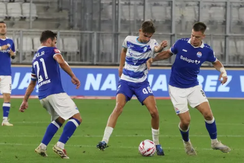 Osijek 30. 08. 2026, Opus Arena, nogomet, Osijek - Slaven Belupo, SuperSport HNL 2026/2027. Jona Ježić.(48) Slavlje.snimio GOJKO MITIĆ