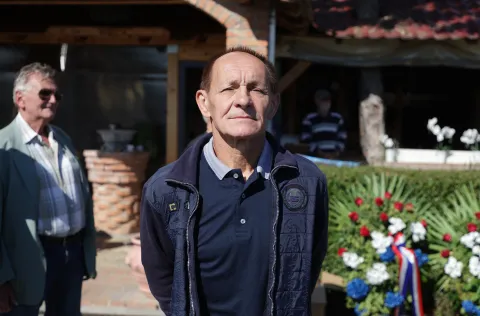 Osijek, 03. 10. 2026., Zračna luka Čepin, Zrakoplovni vod, obilježavanje, obljetnica, polaganje vijenaca, Danijel Borović - pilot MIG 21SNIMIO BRUNO JOBST