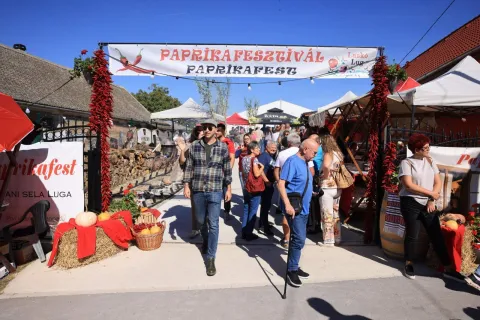 Lug - 17. Paprika Fest3. 10 2026.