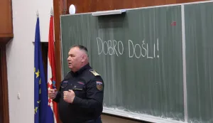 Počelo &scaron;kolovanje nove generacije vatrogasaca