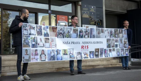 Zagreb, 08.10.2026. - Povodom Dana osobnih asistenata 8. listopada 2026., Regionalni industrijski sindikat održao je akciju kako bi podsjetio na radnice i radnike koji svakodnevno nose sustav osobne asistencije &ndash; i na njihova prava o kojima se i dalje odlučuje bez njih. Poruka akcije: Osobni asistenti na taj dan neće biti ispred Ministarstva, već na svojim radnim mjestima uz svoje korisnike. Na slici Branko Krmić.foto HINA/ Sa&scaron;a KOLJAN/ sk