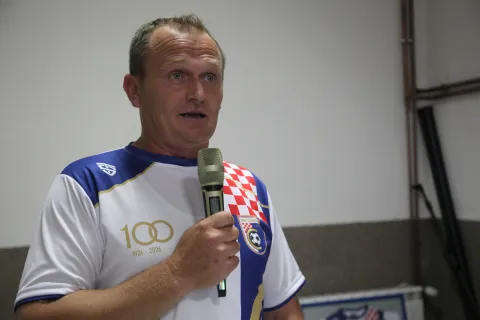 Malo mjesto slavilo stoljeće nogometa svog ponosa - Crnca