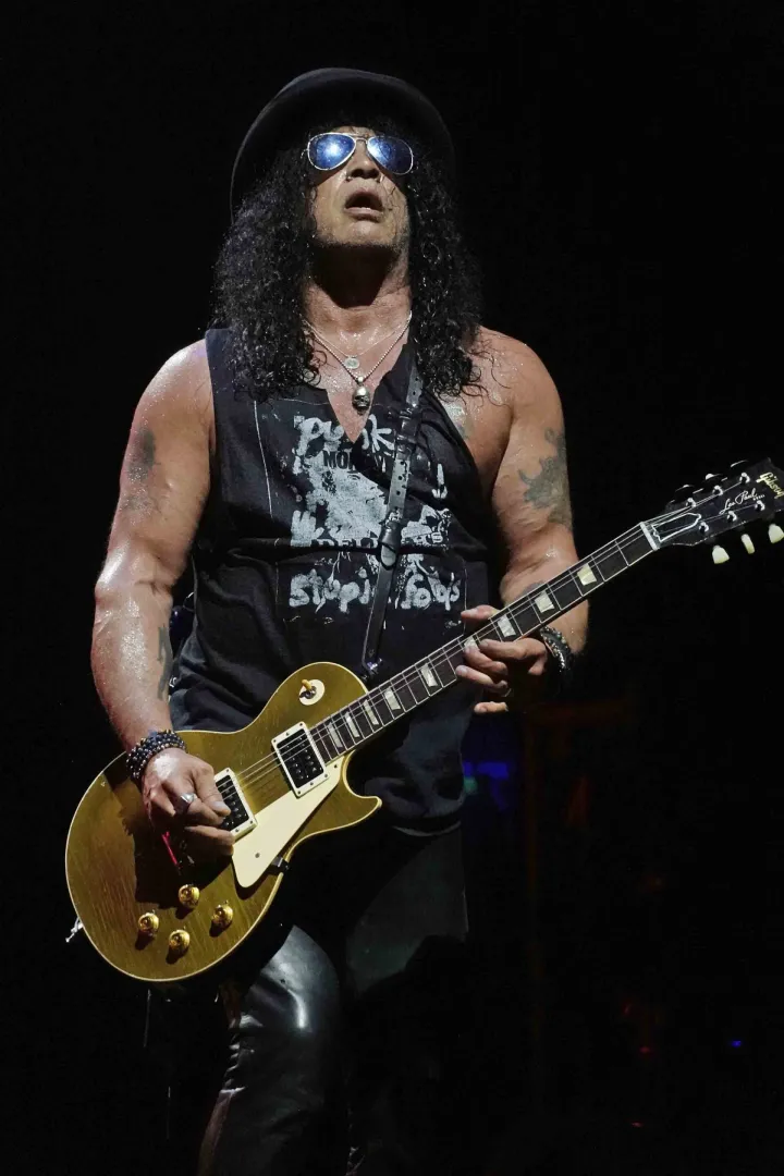 HOLLYWOOD FL - MAY 05: Slash of Guns N' Roses performs during The Guns N' Roses World Tour 2026 at Hard Rock Live held at the Seminole Hard Rock Hotel & Casino on May 5, 2026 in Hollywood, Florida. Photo: Photo Press Service/BESTIMAGE/BESTIMAGE