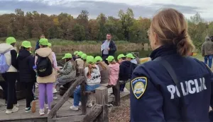 PU vukovarsko-srijemska, Svjetski dan mentalnog zdravlja, Otočki Virovi, policija, osnovci, dan bez mobitela, druženje, priroda