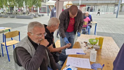 Udruga Alerga u suradnji s Povjerenstvom za ravnopravnost spolova Grada Belog Manastira na Trgu slobode u Belom Manastiru organizirala je zdravstveno-preventivnu akciju "S Kekom i Alergom do zdravlja"