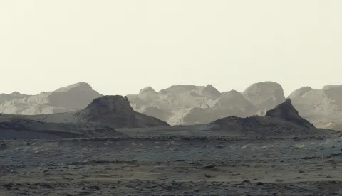 NASA je srijedu objavila fotografiju zore na povr&scaron;ini Marsa koju je snimio njezin rover Curiosity.