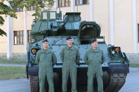 NA&Scaron;ICE - U vojarni 132. brigade HV-a u Na&scaron;icama svake se godine u listopadu svečano obilježava obljetnica ustrojavanja 5. gardijske brigade Sokolovi i Dan 1. oklopno-mehanizirane bojne Sokolovi2026.