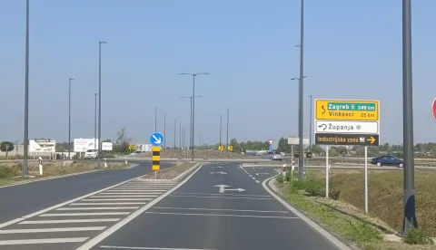 DC55 - Ulaz u Županjufoto: M.L. Omerović