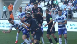 Osijek 14. 03. 2026, Opus Arena, nogomet, Osijek - Gorica, SuperSport HNL 25/26. Arnel Jakupović (17) i Fran Karačić (29).snimio GOJKO MITIĆ