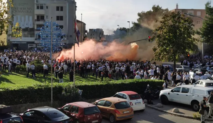 Split, 15.10.2026. - Navija?i Hajduka prije utakmice Hajduk - Ajax.foto HINA/ ?aklina JURI?/ ml
