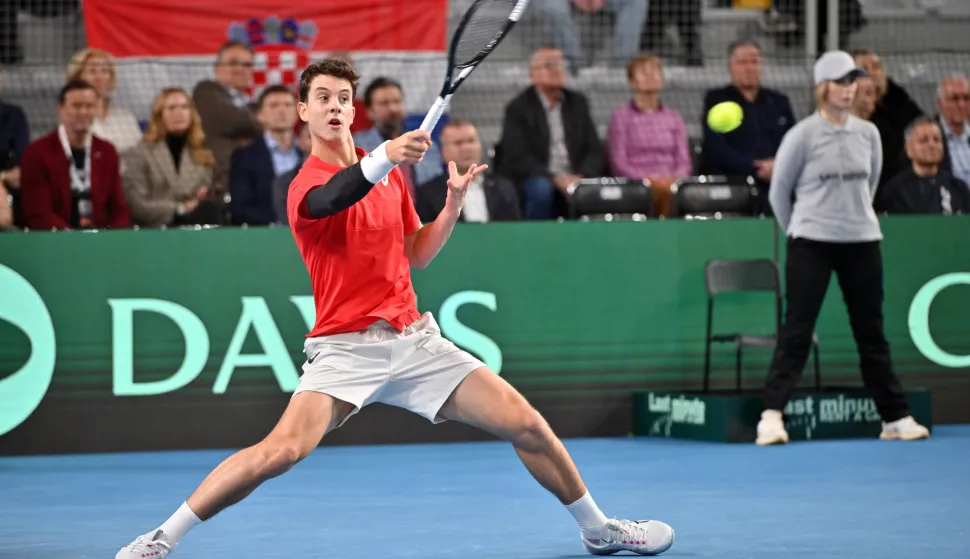Vara?din, 6.2.2026.- Prvo dan Davis Cup susreta teniskih reprezentacija Hrvatske i Danske, susret Mateja Dodiga i Elmera Moellera. Na slici Matej Dodig. foto HINA/ Marko Jurinec/ uia