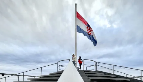 Vukovar, 14. 11. 2024., Vukovar - reportaža, vodotoranj, pastoralni centar, imena poginulih ploča, hotel Dunav, centar grada, memorijalno grobljeSNIMIO BRUNO JOBST