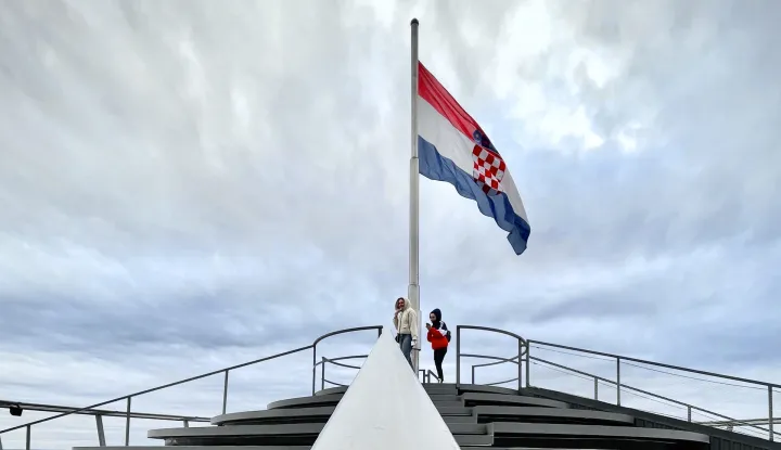 Vukovar, 14. 11. 2024., Vukovar - reportaža, vodotoranj, pastoralni centar, imena poginulih ploča, hotel Dunav, centar grada, memorijalno grobljeSNIMIO BRUNO JOBST