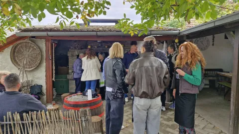 Mjesec baranjske kuhinje, manifestacija u organizaciji baranjskih TZ-ova, nastavljen je u Carevom podrumu u Gajić planini.