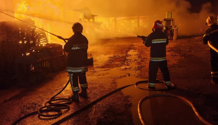 Baranjske vatrogaskinje ru&scaron;e predrasude i gase požare rame uz rame s mu&scaron;kim kolegama