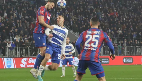 Osijek, 03. 02. 2024, Opus Arena. SupeSport HNL 23/24. Nogometna utakimica, Osijek -Hajduk. Marin Prekodravac (20).snimio GOJKO MITIĆ