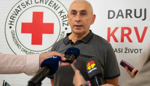 Osijek, 21. 10. 2026., Dodjela priznanja dobrovoljnim darivateljima krviDDK; dobrovoljno darivanje krvi; Crveni križ; priznanja