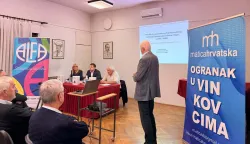 VINKOVCIPredstavljanjem reizdanja knjige Antuna Vrgoča "Moje uspomene na Svjetski rat (1914. &ndash; 1920.)" u vinkovačkom Ogranku Matice hrvatske počeo je program 22. Dana Matice hrvatske u Vukovarsko-srijemskoj županiji.listopad 2026.