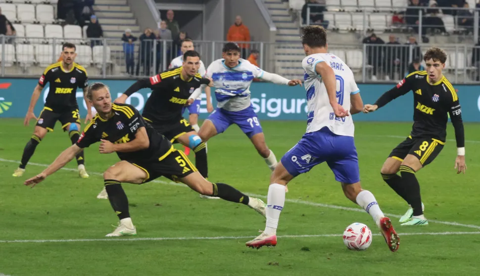 Osijek, 25. 10. 2026, Opus Arena, nogomet, Osijek - Rude&scaron;, SuperSport HNL 26/27. Ivan Barić (9).snimio GOJKO MITIĆ
