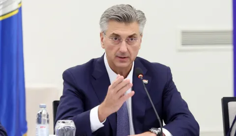 20.10.2026.Sibenik, -- Predsjednik Vlade Andrej Plenkovic sudjeluje na 1. sjednici Vijeca za lokalni razvoj. Na sjednici ce se predstaviti novi okvir za odrzivi lokalni razvoj u Hrvatskoj, jacanje financijskih kapaciteta opcina i gradova, nacionalni plan regionalnoga razvoja u kontekstu buduceg Visegodisnjeg financijskog okvira te ulaganja u okviru demografske revitalizacije opcina i gradova. Photo: Dusko Jaramaz/PIXSELL