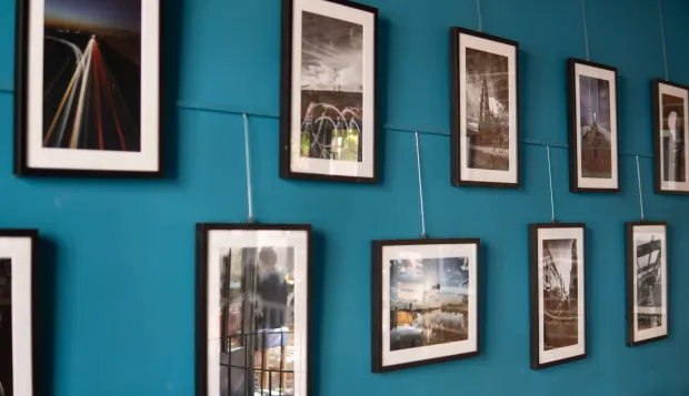 Osijek, 21. 10. 2026., Izlođba u Grejp Cafeuizložba; fotografija; Grejp Cafe; kultura; umjetnost